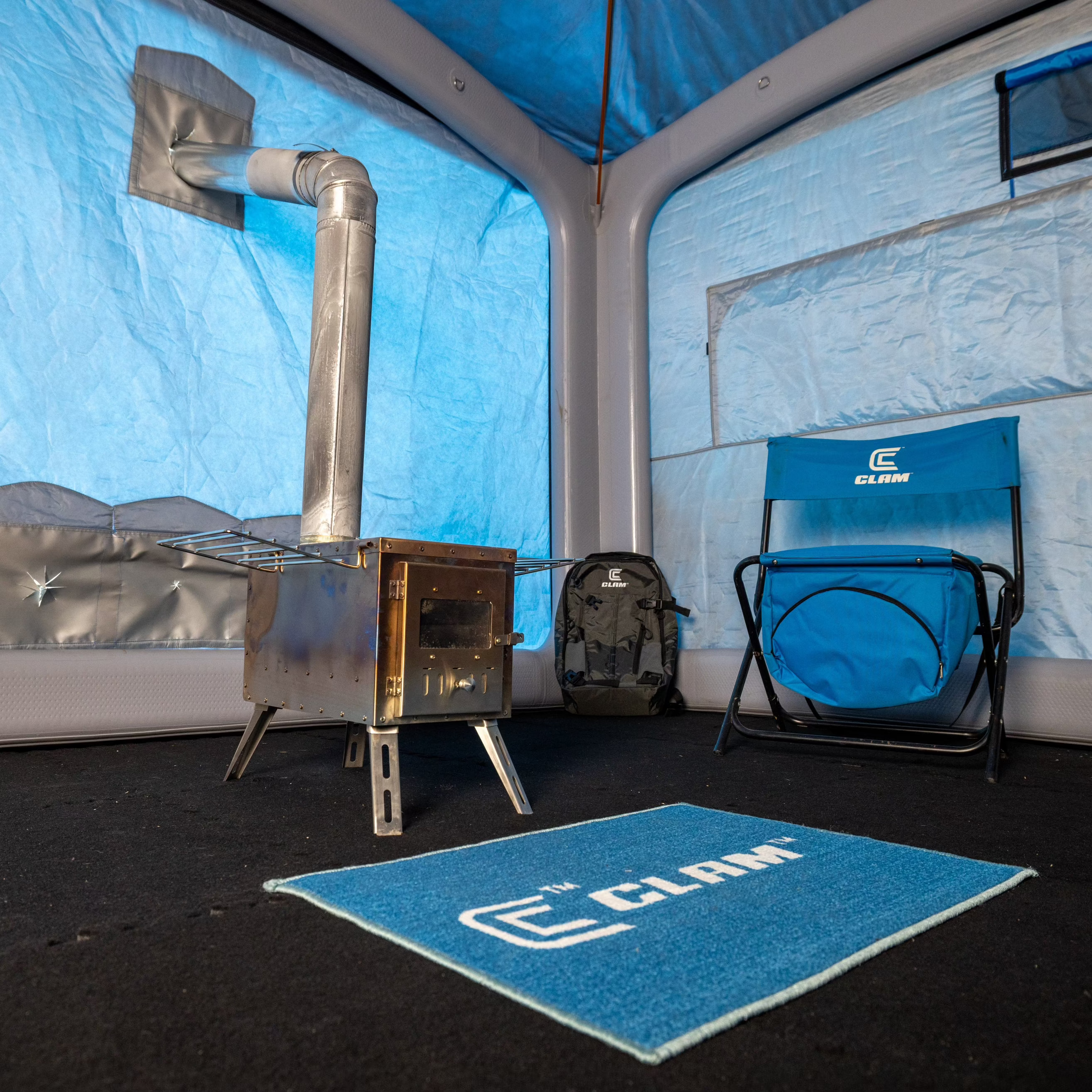 ClamAYR Boondocker Climate Port Panel