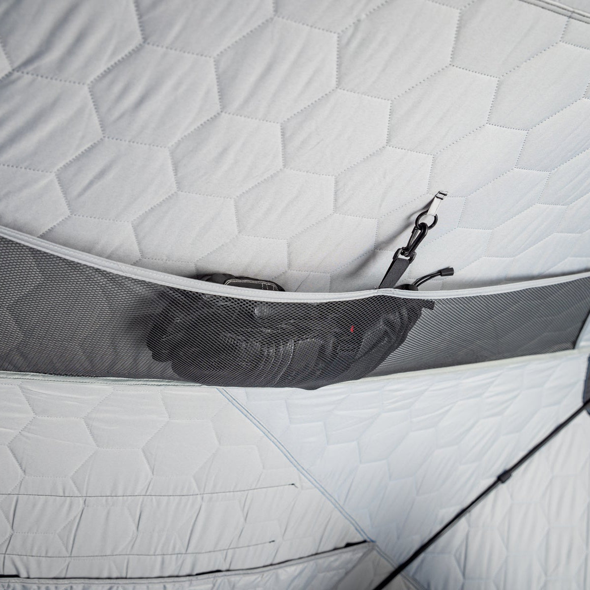 X-400 Hub Shelter