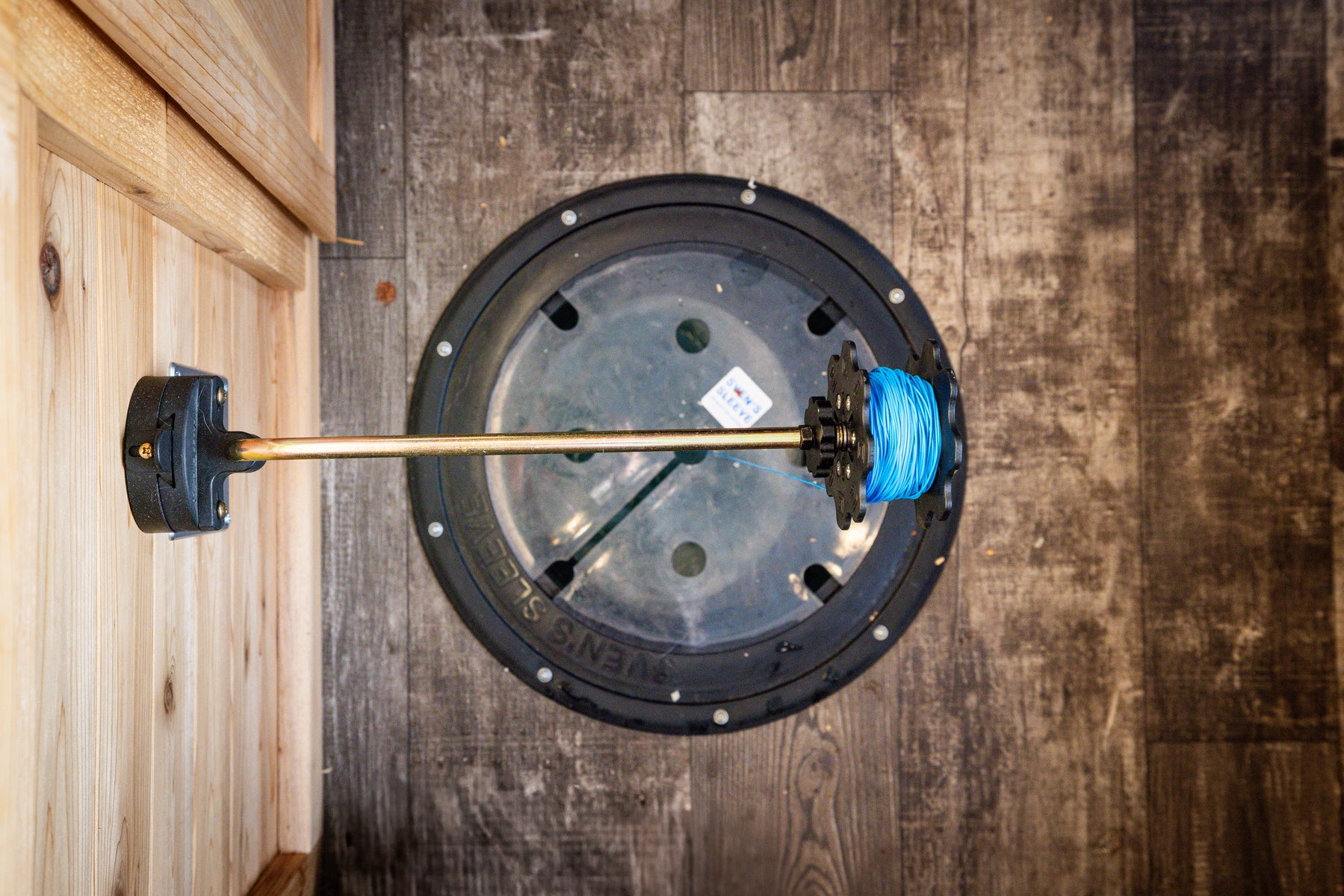 ClamLock Horizontal Rattle Reel
