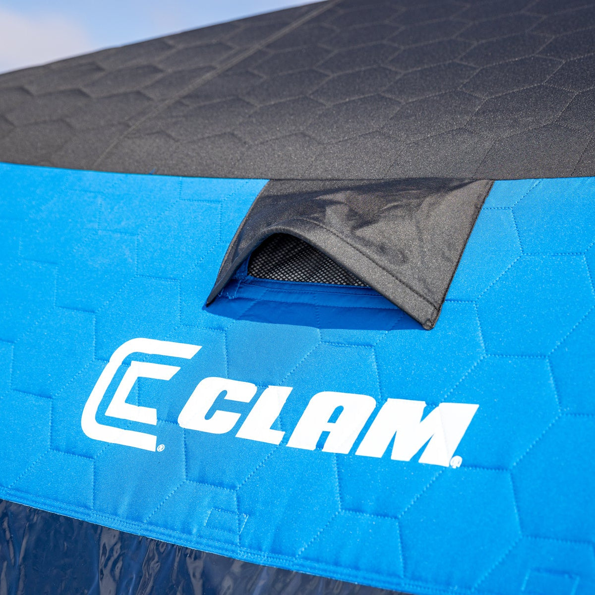 X-400 Hub Shelter – Clam Outdoors