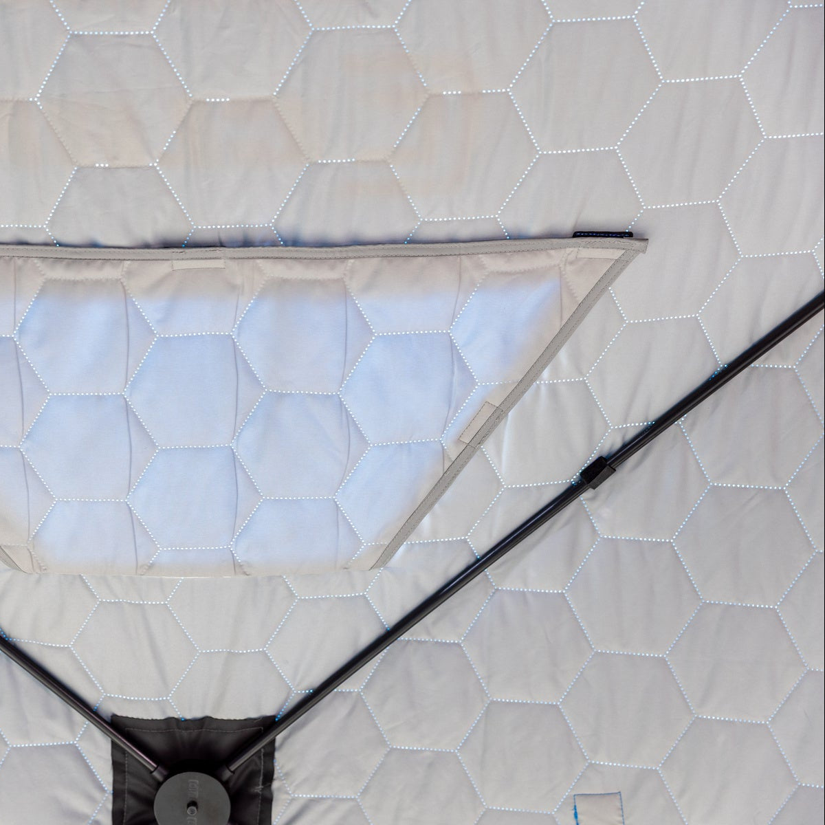 X-400 Hub Shelter – Clam Outdoors