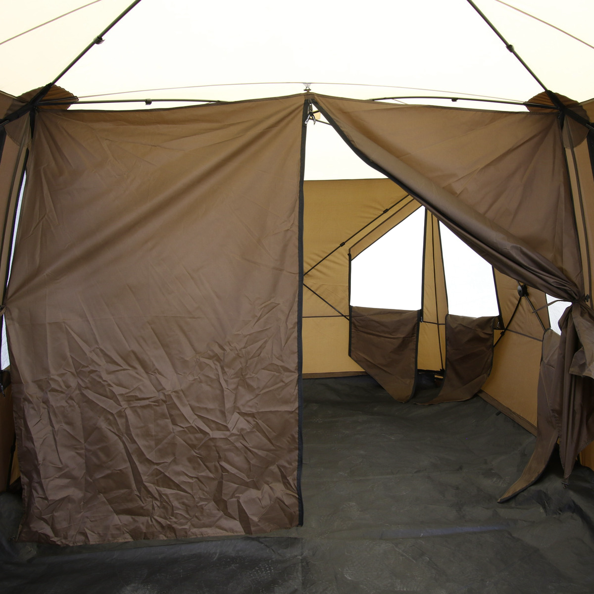 Clam Cabin Screen Tent