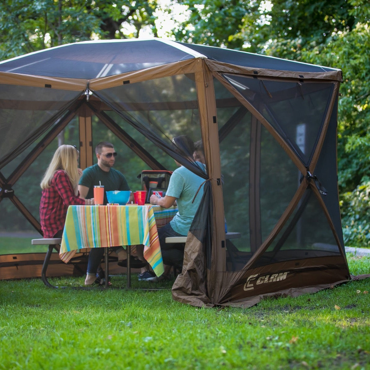 Clam Escape Sky Screen Tent