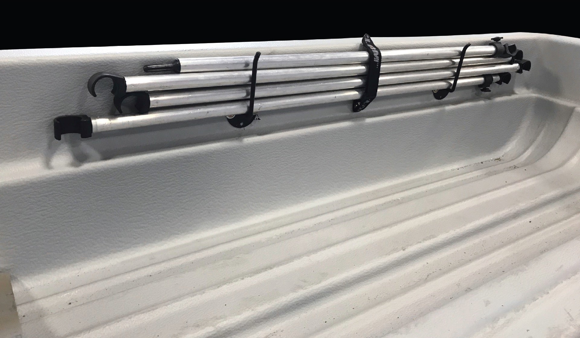 Spreader Pole Storage System