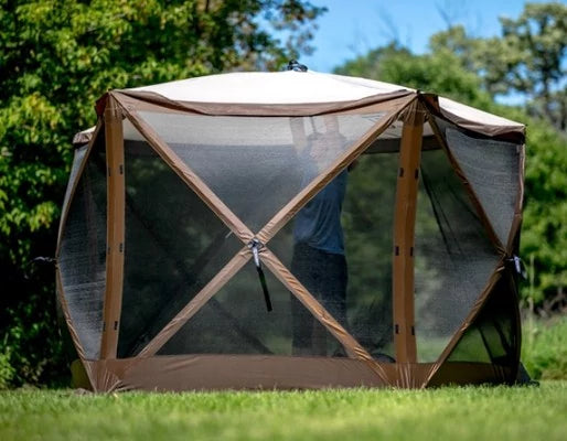<strong>Push up on shelter roof hub</strong>