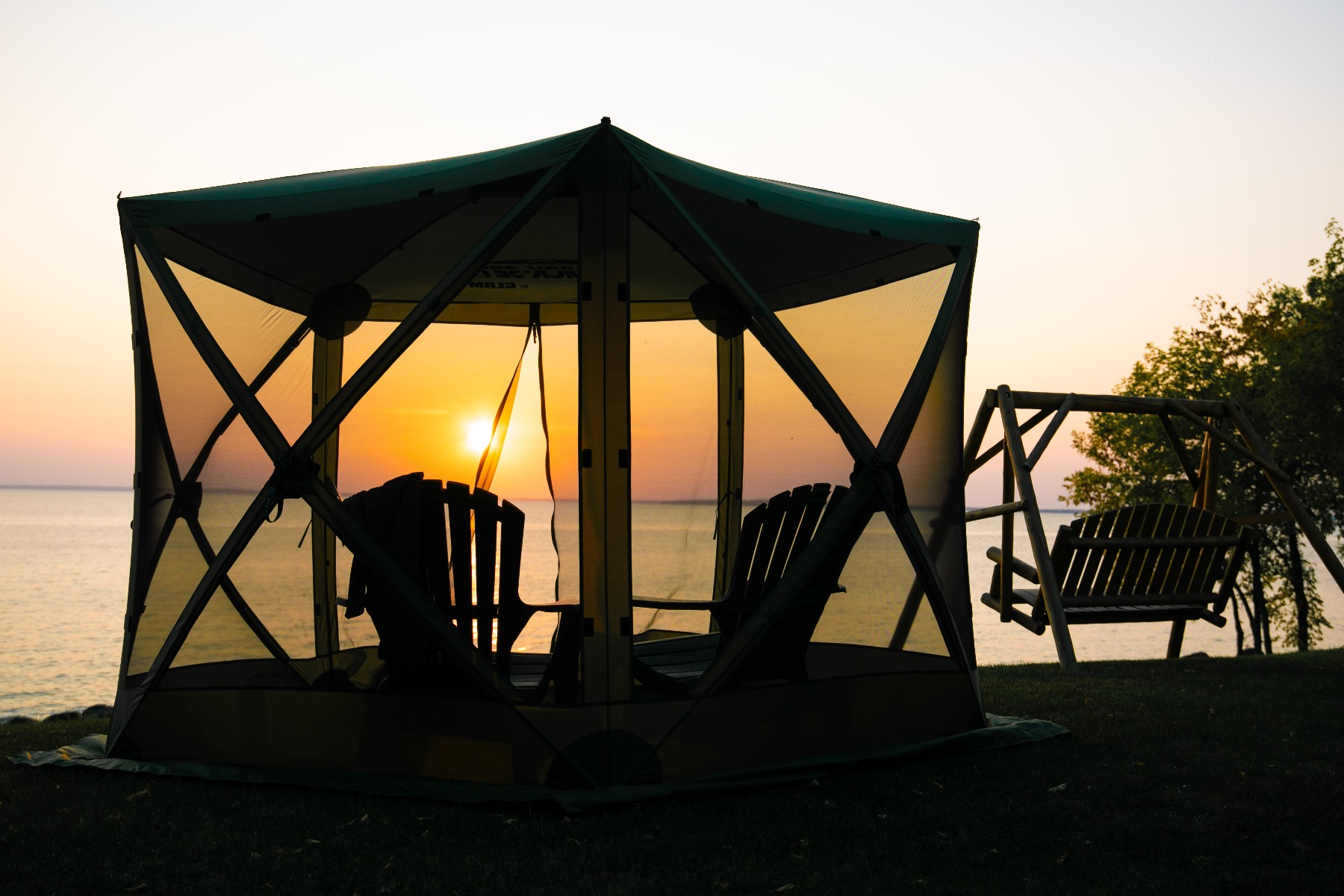 Clam Adventure Screen Tent with Wind Panels