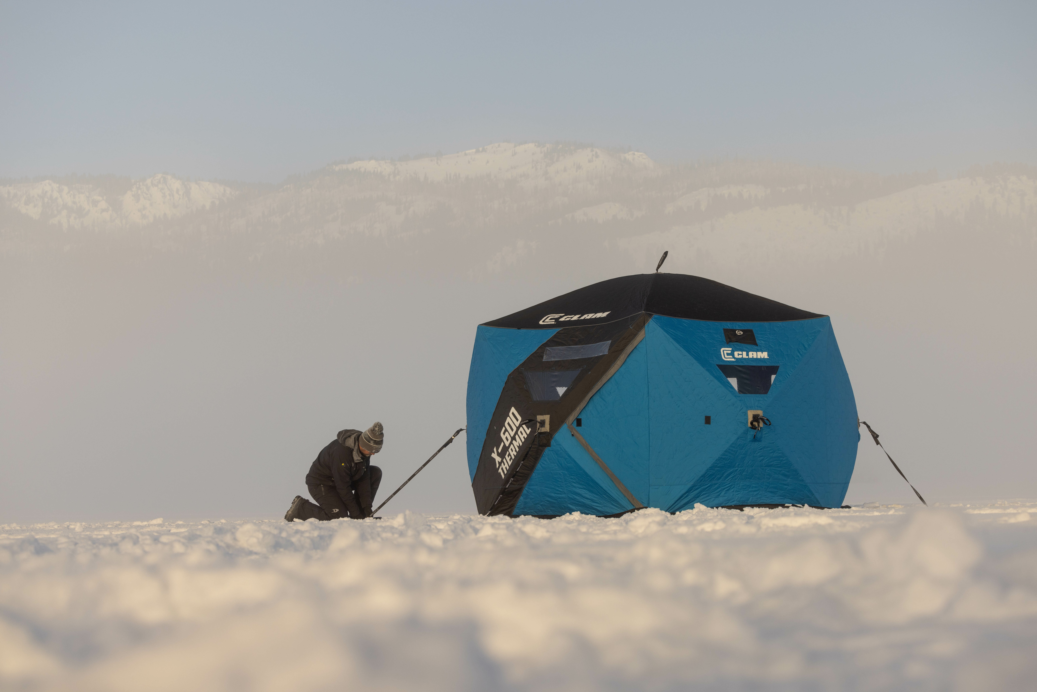 Clam Outdoors X-400 Thermal Ice Team Ice Fishing Shelter